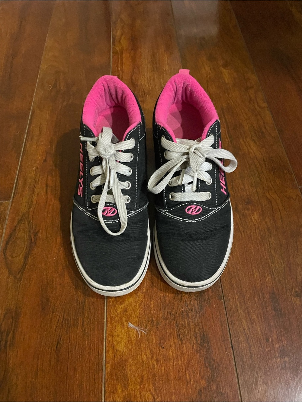 Heelys Black Canvas Shoes with Pink Lining